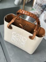 Loewe Anagram tote 652388 brown&white - Image 3