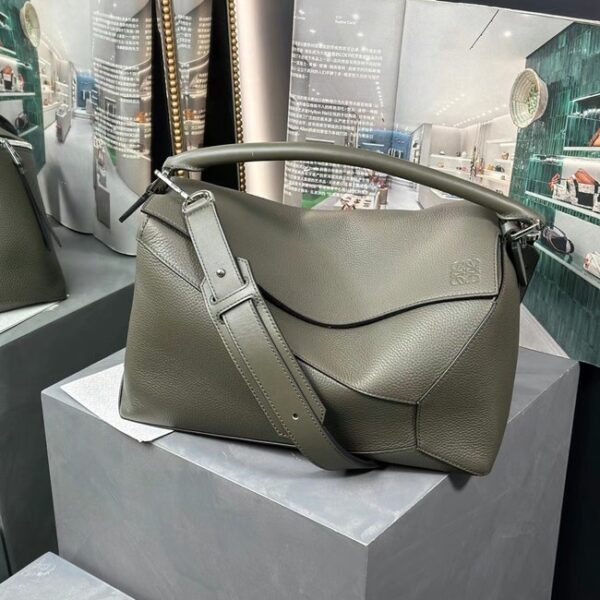 Loewe Large grainy cowhide leather Puzzle bag 231095 Dark green