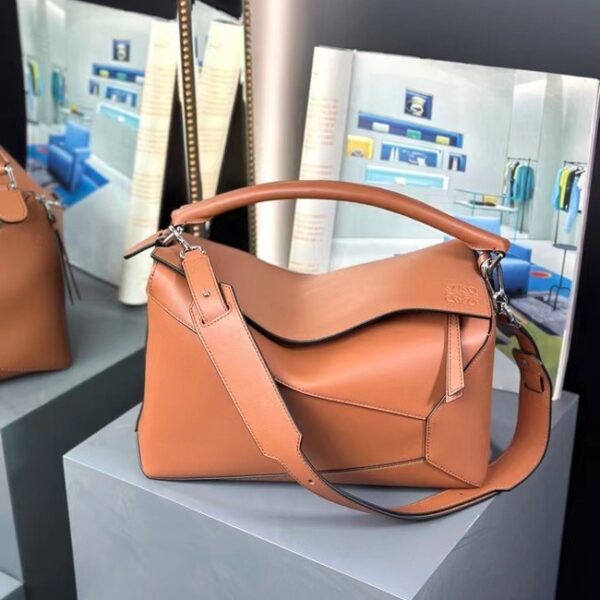 Loewe Large grainy cowhide leather Puzzle bag 231095 Tan