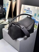 Loewe Large grainy cowhide leather Puzzle bag 231095 black - Image 2