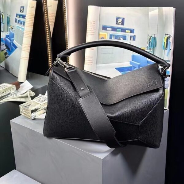 Loewe Large grainy cowhide leather Puzzle bag 231095 black