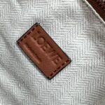 Loewe Medium Puzzle Bag Original Leather 62329 brown - Image 2