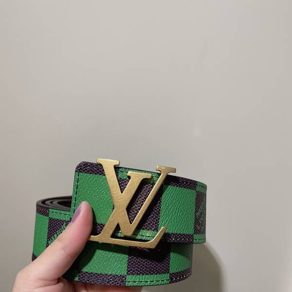 Louis Vuitton 40MM Belt LVB00339