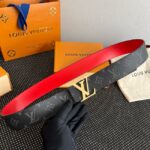 Louis Vuitton Initiales 40MM Reversible M9049