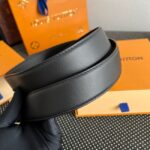 Louis Vuitton Heritage 35mm Reversible Belt M9051 - Image 2