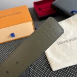 Louis Vuitton Heritage 40mm Reversible Belt M9054 - Image 3