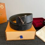 Louis Vuitton Heritage 40mm Reversible Belt M9054 - Image 4