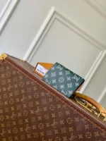 M27147 Louis Vuitton Passport Cover Forest Green - Image 4
