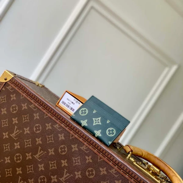 M62170 Louis Vuitton Double Card Holder Forest Green