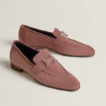 Loafer in suede goatskin with signature Paris buckle Rose