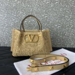Valentino 0220s Shopping Summer Tote bag in Beige Lace-Effect Raffia Straw - Image 4