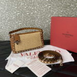 Valentino 03111 Garavani Rockstud Shoulder Bag Raffia - Image 4