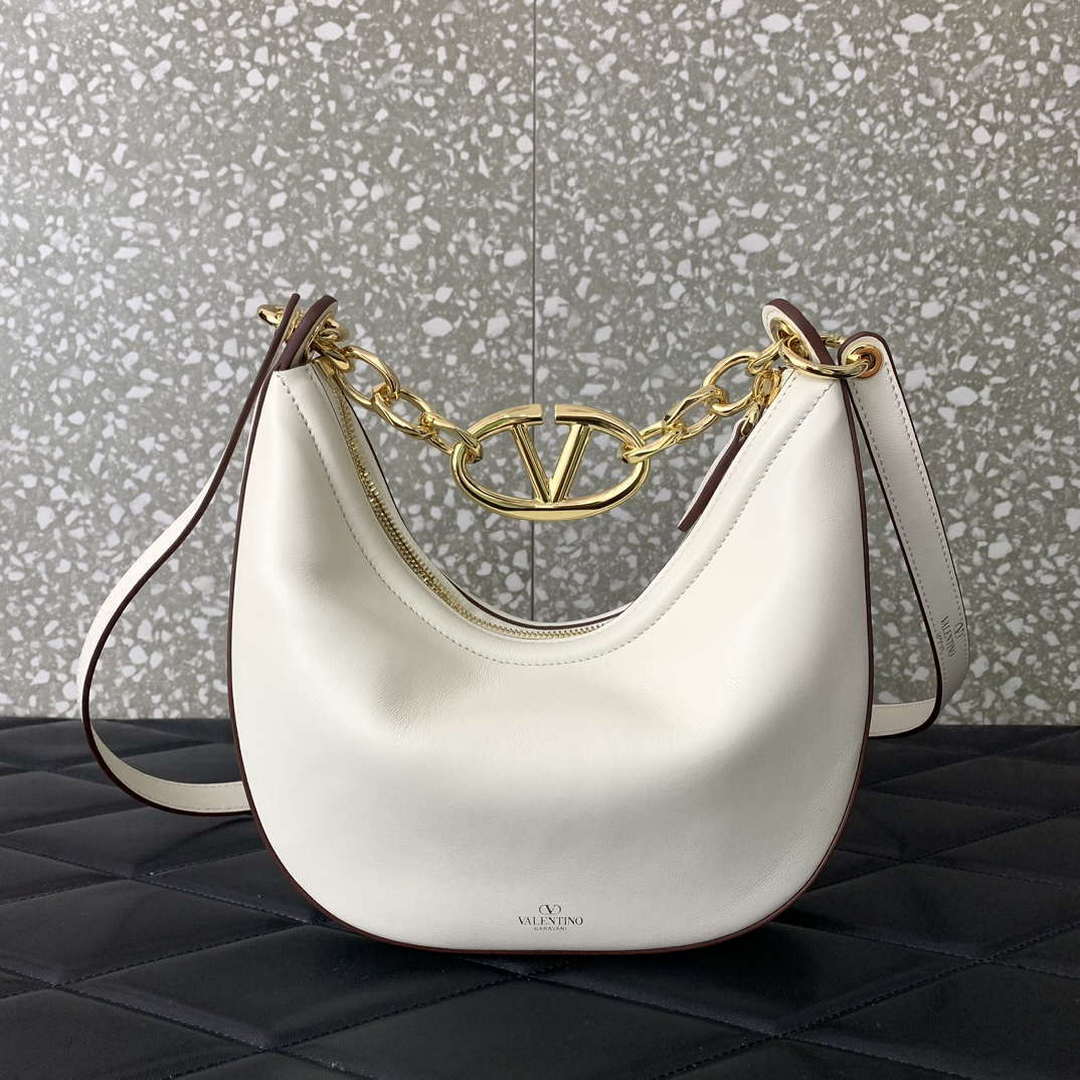 valentino-6w2p0ak3snp-i16-vlogo-signature-mini-hobo-bag-in-grainy-calfskin-white-02-luxibags.ru Valentino 6W2P0AK3SNP_I16 Vlogo Signature Mini Hobo Bag In Grainy Calfskin White - Image 1
