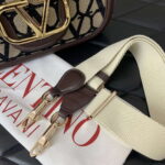 Valentino VAL352M4 loco small shoulder bag valentino garavani Apricot - Image 3
