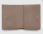 Personalize with initials GG Marmont small wallet Variation taupe leather - Image 2