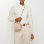 Horseshoe Chain Pouch​ Beige - Image 3