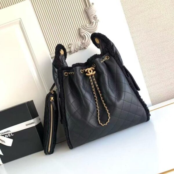CHANEL 25 Handbag AS5311 black