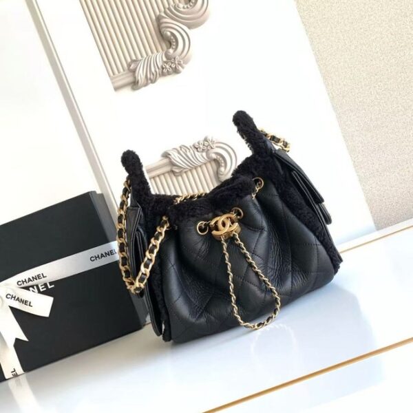 CHANEL 25 Mini Handbag AS5631 Crumpled Shearling Sheepskin black