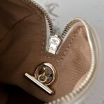 CHANEL Clutch With Chain AP4986 blue - Image 4