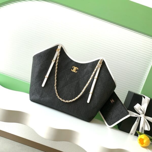 CHANEL Maxi Shopping Bag Braided Raffia AS5463 black