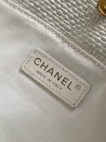 CHANEL Maxi Shopping Bag Braided Raffia AS5463 white - Image 5