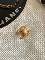 CHANEL Small Tote Braided Raffia AS6015 white - Image 5