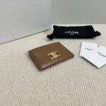 Celine CARD HOLDER TRIOMPHE IN SHINY CALFSKIN 10L833 tan - Image 2