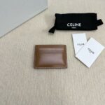 Celine CARD HOLDER TRIOMPHE IN SHINY CALFSKIN 10L833 tan - Image 4