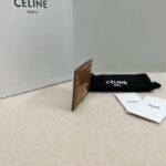 Celine CARD HOLDER TRIOMPHE IN SHINY CALFSKIN 10L833 tan - Image 5