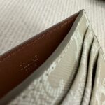 Celine CARD HOLDER TRIOMPHE IN TRIOMPHE CANVAS 10L833 Off-white - Image 2