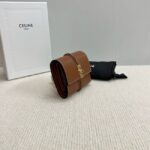 Celine CARD HOLDER WITH FLAP 16 IN SATINATED CALFSKIN 10M523 tan - Image 3
