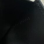 Celine COMPACT WALLET TRIOMPHE CHARMS IN GRAINED CALFSKIN 10M103 black - Image 3