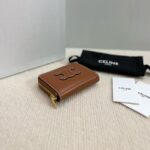 Celine COMPACT ZIPPED WALLET CUIR TRIOMPHE IN SMOOTH CALFSKIN 10K533 tan - Image 2