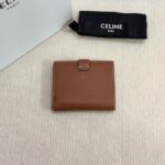Celine MEDIUM STRAP WALLET NINO IN SUPPLE GRAINED CALFSKIN 10M912 TAN - Image 4