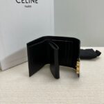 Celine SMALL FLAP WALLET TRIOMPHE IN SHINY CALFSKIN 10D783 black&gold - Image 5
