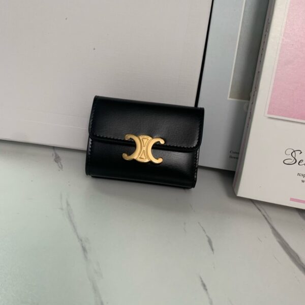 Celine SMALL FLAP WALLET TRIOMPHE IN SHINY CALFSKIN 10L653 black