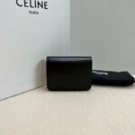 Celine TRIOMPHE COMPACT WALLET IN SHINY CALFSKIN 10K623 black&gold - Image 4