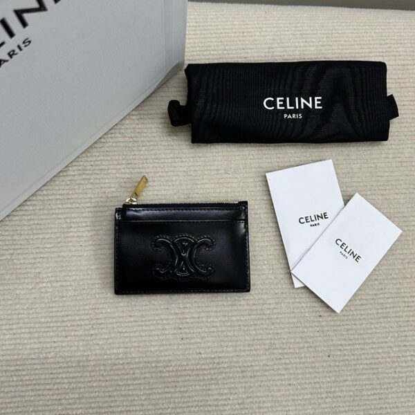 Celine ZIPPED CARD HOLDER IN SMOOTH LAMBSKIN 10K583 black