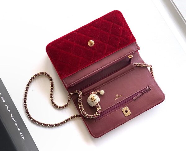 Chanel velvet Wallet On Chain AP1450 red