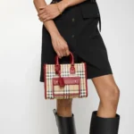 Mini Freya Tote Archive beige ruby red - Image 5