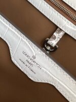 Louis Vuitton Capucines BB M98177 light gray - Image 7