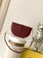 Fendi Graphy 5536 Shoulder Bag Wine - Image 4