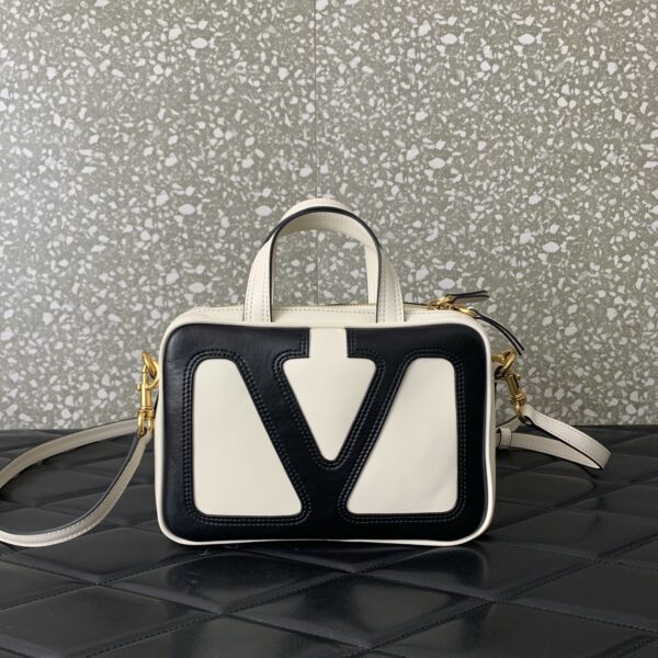 Valentino Garavani Viva Superstar 0016 White