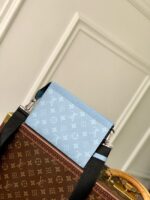 M14114 Louis Vuitton Gaston Wearable Wallet Sky Blue - Image 4