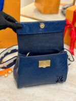 Louis Vuitton M13854 BLUE - Image 5