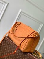 M26358 Louis Vuitton NEW Express MM orange - Image 7