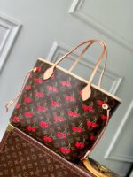 M13263 Louis Vuitton NEW LV x TM Neverfull MM - Image 5