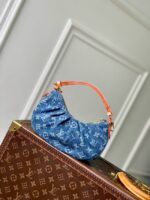 M13571 Denim Blue Louis Vuitton NEW Pochette Valley - Image 5