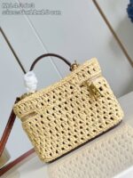 M14303 Louis Vuitton Vanity Chain Pouch Natural Tan - Image 3