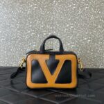 Valentino Garavani Viva Superstar 0016 Black